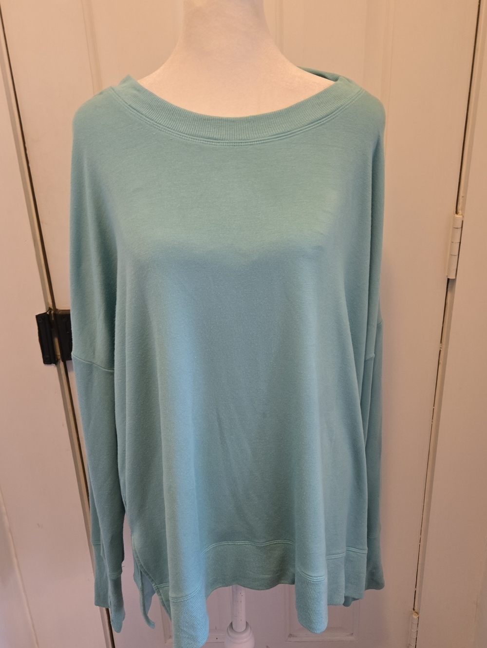 Belle by Kim Gravel Women's Aqua Crewneck Buttery Soft Casual Crew Sweatshirt 1X